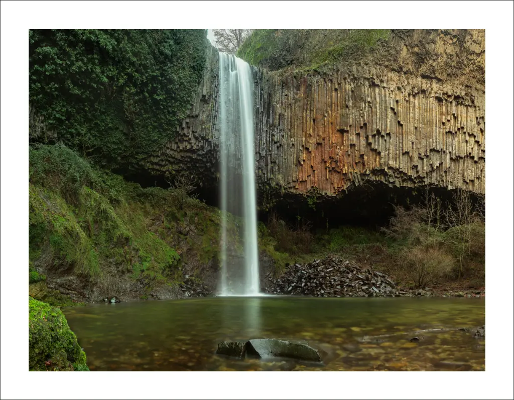 photo-paysage-cascade-ardeche.webp