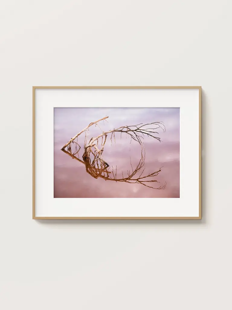 Free_Poster_Frame_Mockup_26.webp